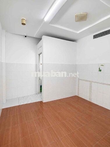 Nhà cho thuê nguyên căn Mặt tiền  Nguyễn Duy p9 quận 8 . Mới đẹp .