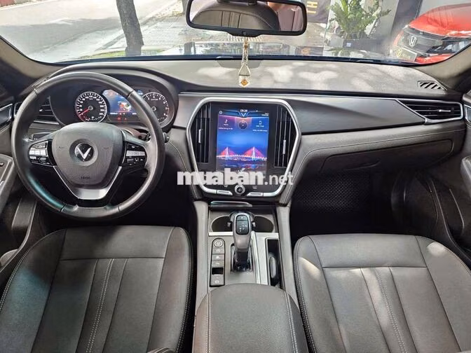 VINFAST LUX A BASE SX 2021 ODO 50.000 Km