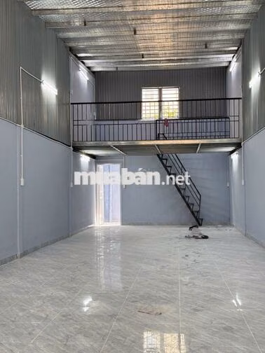 cho thuê kho Đặng Thùy Trâm. DT 5x20m2 giá 14tr/tháng. hẻm 12m thông