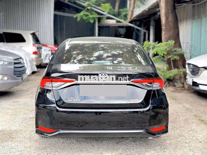 Toyota Corolla Altis 1.8V 2025 Đen 4.400 km