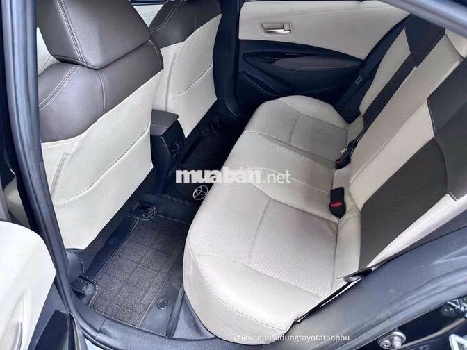 Toyota Corolla Altis 1.8V 2025 Đen 4.400 km