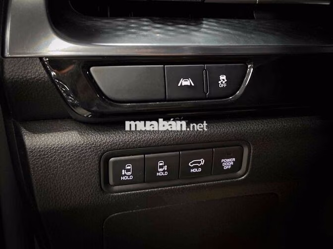 KIA Carnival 3.5 Signature Model 2024 Đỏ