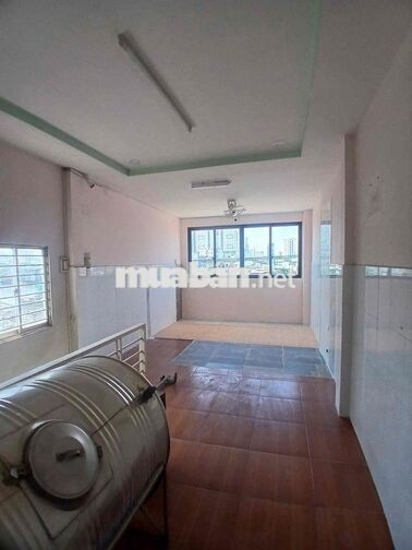 Nhà cho thuê nguyên căn Mặt tiền  Nguyễn Duy p9 quận 8 . Mới đẹp .