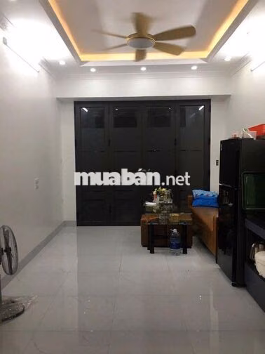 Cho thuê nhà nguyên căn 127 Văn Cao 30m 5 tầng full đồ mới chỉ 10tr