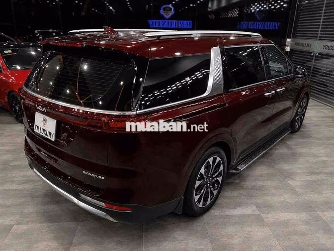 KIA Carnival 3.5 Signature Model 2024 Đỏ