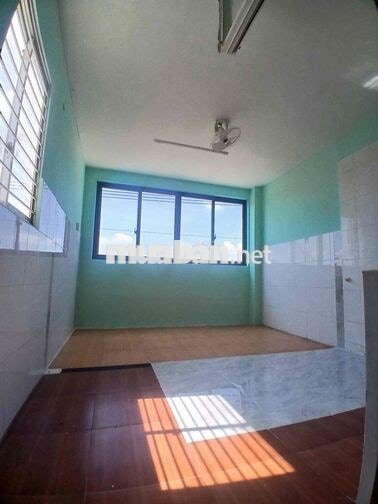 Nhà cho thuê nguyên căn Mặt tiền  Nguyễn Duy p9 quận 8 . Mới đẹp .