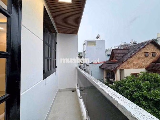 NHÀ MỚI ĐẸP TẶNG NỘI THẤT SANG XỊN