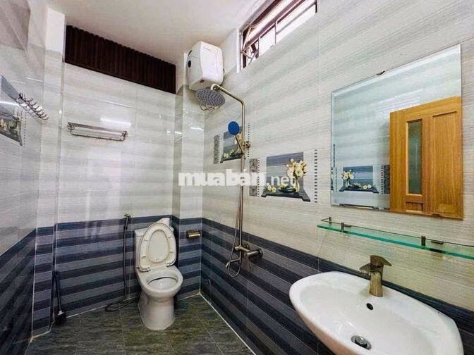 NHÀ 3 TẦNG GẦN BIỂN- PHẠM ĐÌNH HỔ FULL NỘI THẤT
