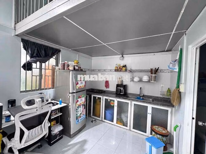 Pass nhà nguyên căn gác xép đầy đủ nội thất hẻm 791 Trần Xuân Soạn