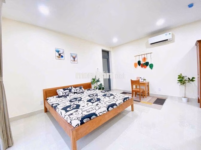 CHO THUÊ CĂN 1PN, BANCON, SIÊU TO, FULL NỘI THẤT NGAY PARCMALL