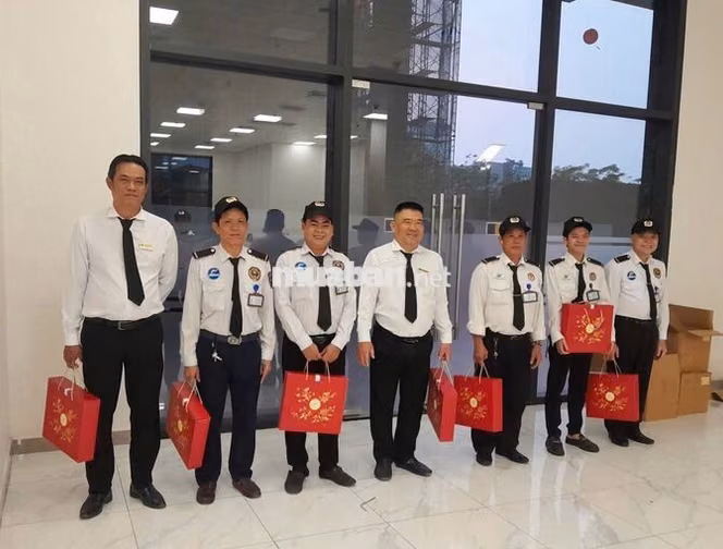 Tuyển 50 Bảo Vệ Hà Nội Lương Cao Đi Làm Ngay