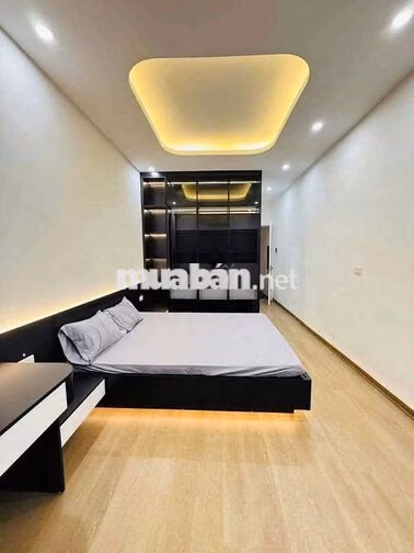Cho thuê nhà nguyên căn 429 Kim Mã 32m 5 tầng full đồ mới chỉ 20 triệu
