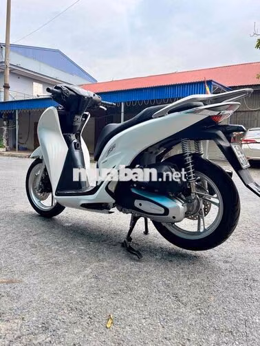 sh125-2025 -odo 5000km