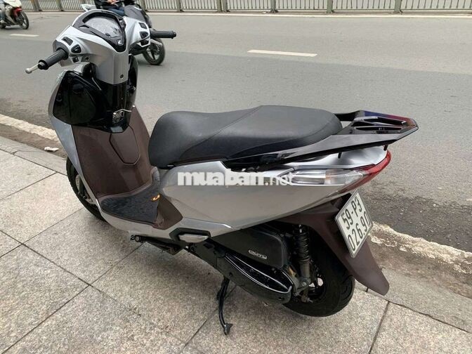 Honda Lead FI 2020 Bạc