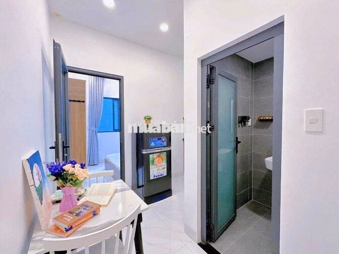 CHO THUÊ CHDV 1 PHÒNG NGỦ RỘNG 30m2 NGAY SÁT BÊN VĂN LANG CS3
