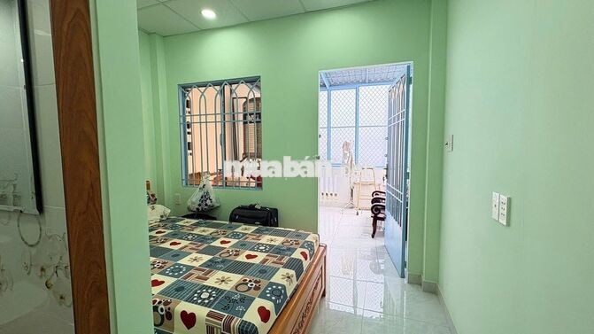 CHỦ NHÀ CHO THUÊ CĂN NHÀ MỚI HOÀN THIỆN HỚN 100M2 SÀN NGAY TT QUẬN 3