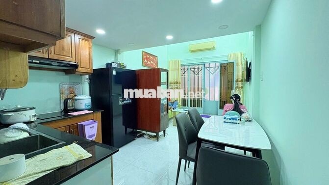 CHỦ NHÀ CHO THUÊ CĂN NHÀ MỚI HOÀN THIỆN HỚN 100M2 SÀN NGAY TT QUẬN 3