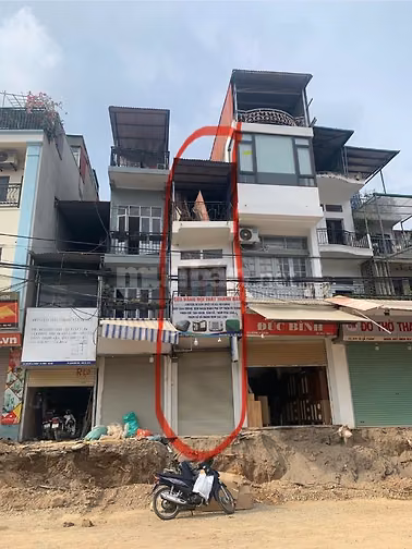 BÁN NHÀ 874 ĐÊ LA THÀNH 18.4 TỶ ỔN ĐỊNH QUY HOẠCH
