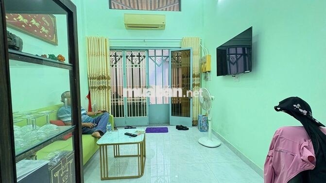 CHỦ NHÀ CHO THUÊ CĂN NHÀ MỚI HOÀN THIỆN HỚN 100M2 SÀN NGAY TT QUẬN 3