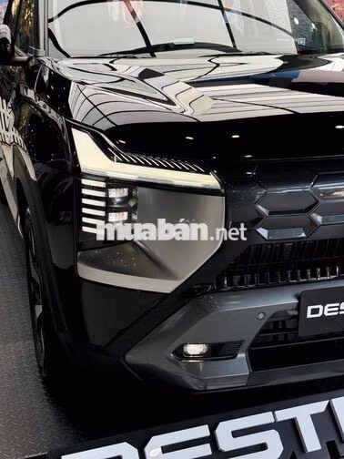 Mitsubishi Destinator Ultimate 2026 Đen Turbo