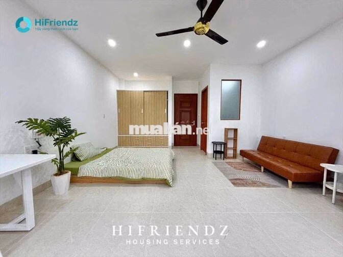 STUDIO FULL NT BANCON - NGAY BẾN XE Q8 - KẾ UEH & VHU - MỚI 100%