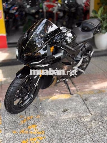 Yamaha R15 V4 2026 Đen 1.600km