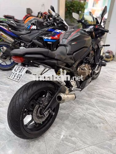 Honda CBR650R 2021