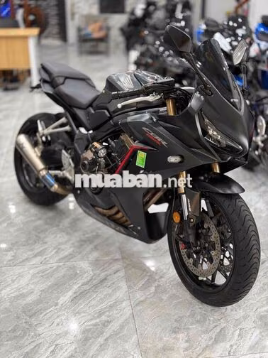 Honda CBR650R 2021