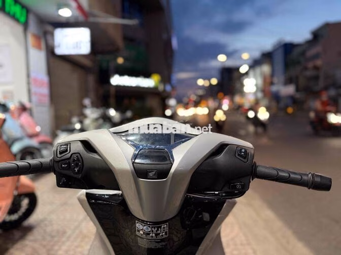 Honda SH125 CBS 2024 Bạc