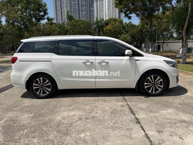 Kia Sedona 20172.2DATH Trắng 7 chỗ Tự động