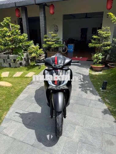 SH160 Abs odo 6k km bản ĐB đen nhám bỏ mẫu