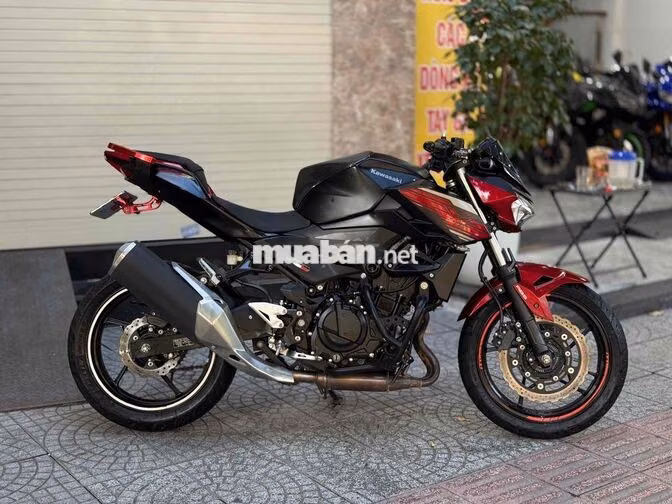 Kawasaki Z400 ABS 10.000km Đỏ Đen