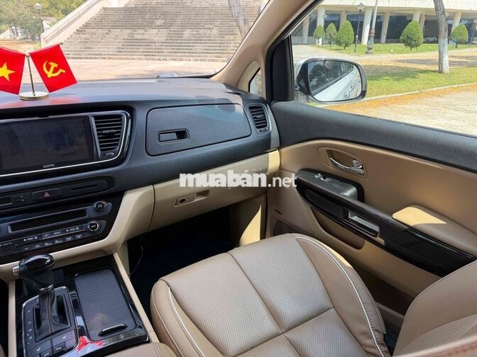 Kia Sedona 20172.2DATH Trắng 7 chỗ Tự động