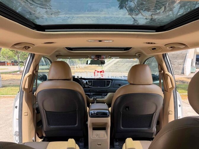 Kia Sedona 20172.2DATH Trắng 7 chỗ Tự động