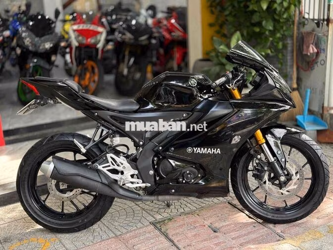 Yamaha R15 V4 2026 Đen 1.600km