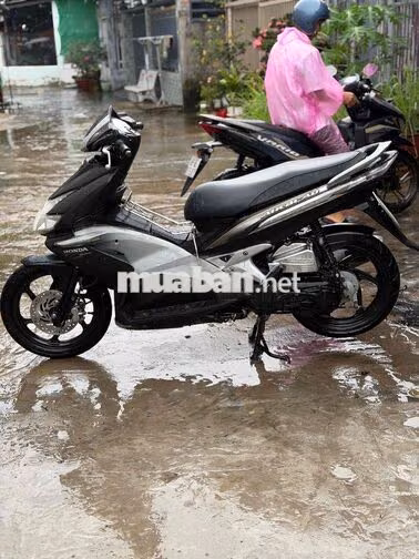 Honda ab Fi 2010 biển 65 ngây chủ máy zjn êm fun c