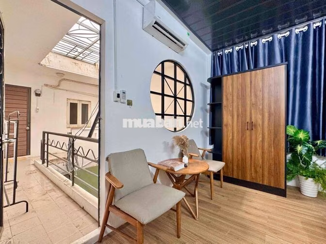 Căn hộ full nội thất 1PN - 1PK rộng 50m2 quận Tân Bình có ban công