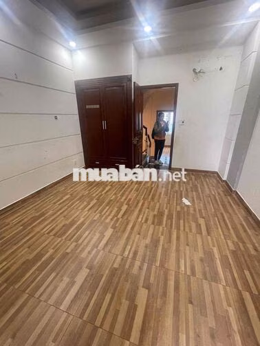Nhà Đẹp Hẻm 8M Tô Hiệu.Tân Phú. DT:4 X 15M 3Lầu 5PN 4WC