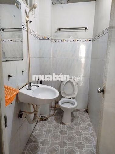Nhà trọ quận tân phú yên tĩnh, gần chợ