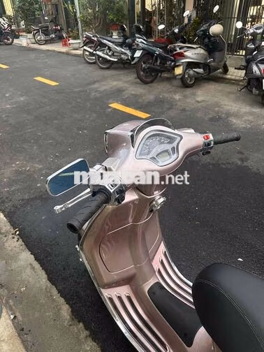 Piaggio Vespa Sprint 2022 iGet Hồng Porsche