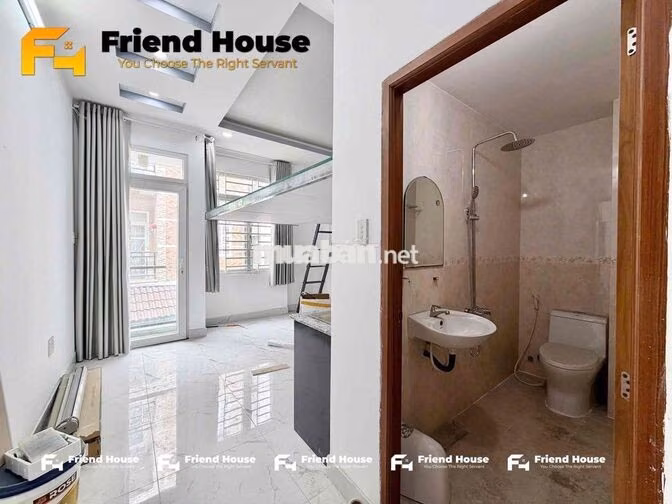 Khai trương phòng mới ở dương quảng hàm