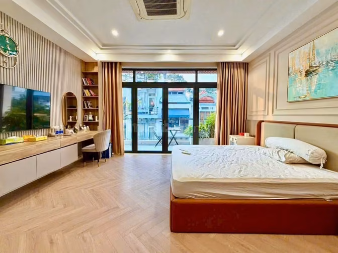 Bán biệt thự Nguyễn Chí Thanh Q.5 - 8m x 20m - 45 tỷ 