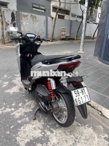 Honda Vario 125 2024 Bạc