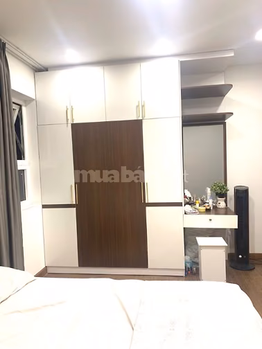 Căn hộ chung cư Sky Center - Phổ Quang :2p ngủ, nội thất, 15tr5/tháng 