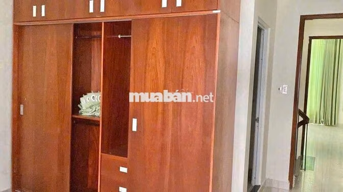 Cho Thuê Nhà 1 Trệt 2 Lầu 3PN 3WC Hẻm Xe Hơi Lý Phục Man