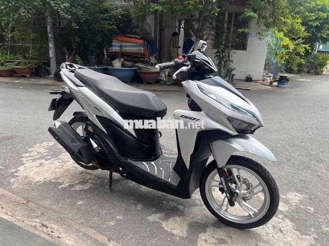 Honda Vario 125 2024 Bạc
