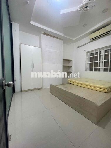 Nhà Nguyên Căn 80m2 full nội thât 2pn 1pk sân riêng rộng rãi thoải mái