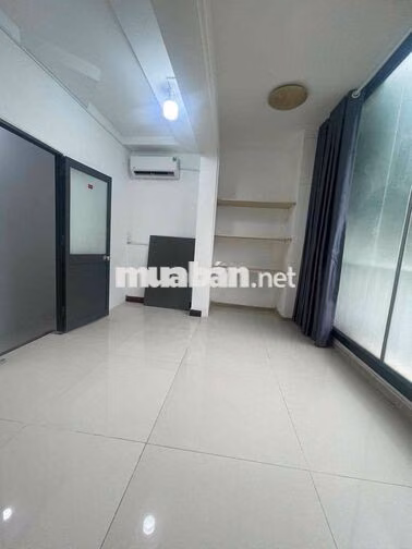 Nhà Nguyên Căn 80m2 full nội thât 2pn 1pk sân riêng rộng rãi thoải mái