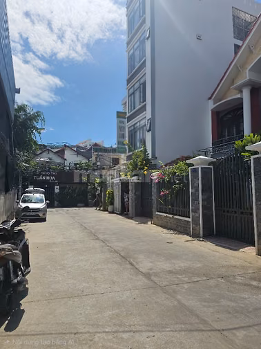 🏡 BIỆT THỰ PHỐ 197M² – SỔ HỒNG HOÀN CÔNG – FULL NỘI THẤT – GẦN BIỂN