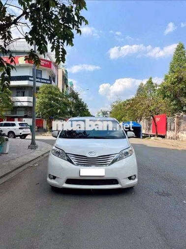 Toyota Sienna Limited AWD 2013 Trắng 65000 km